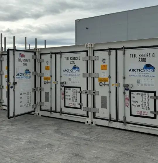 Temporary Cold Storage for Pet Food, ArcticStore container